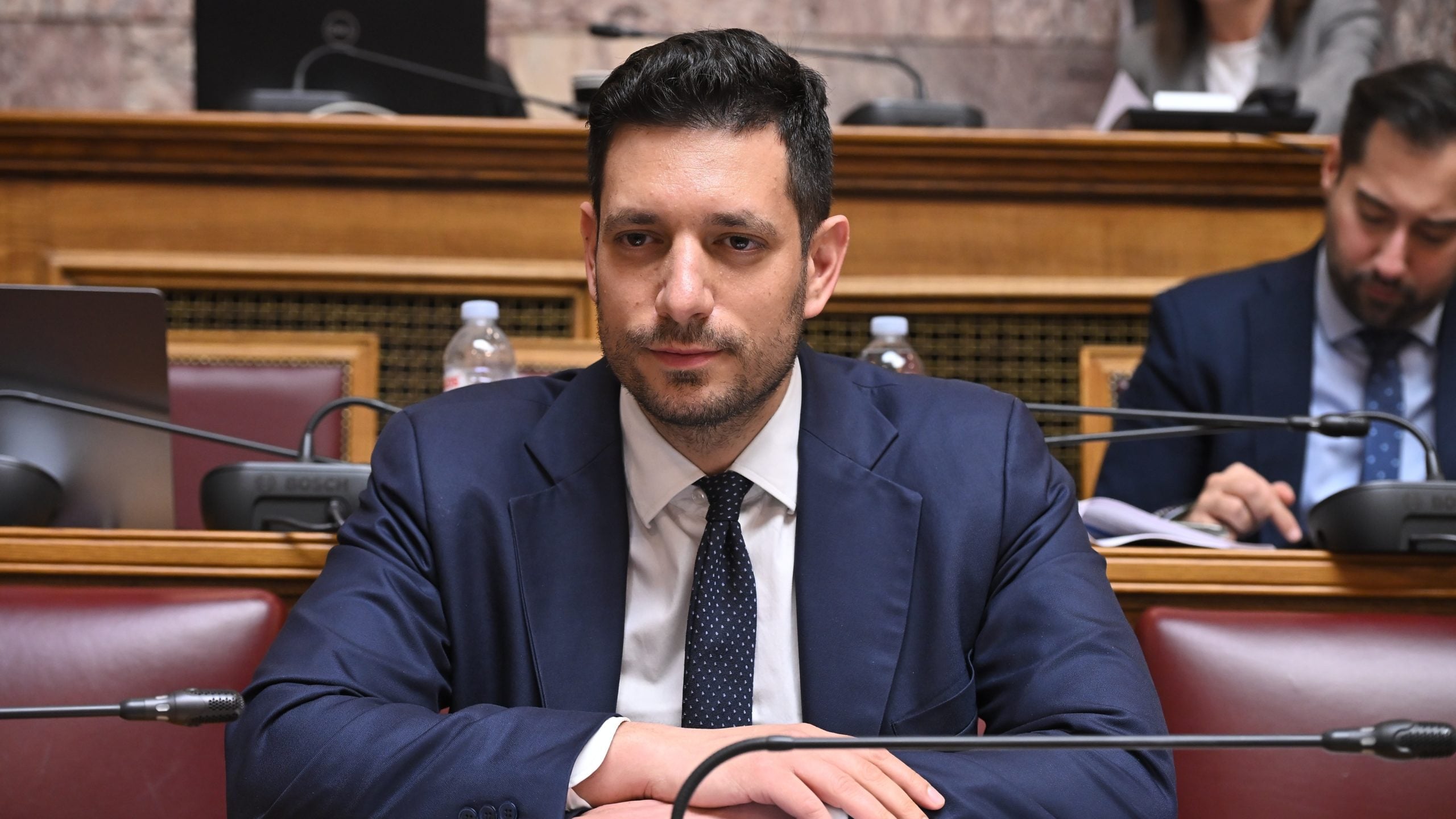 Βουλή – Κωνσταντίνος Κυρανάκης: «Μύθος η έλλειψη υποδομών ηλεκτροκίνησης στην Ελλάδα»