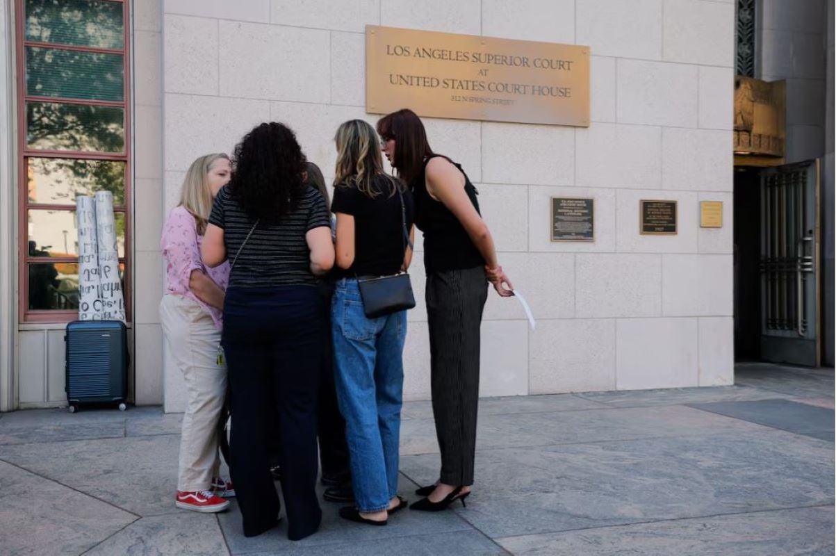 ΗΠΑ: Instagram και YouTube καταδικάστηκαν για εθισμό γυναίκας στα social media – Αποζημίωση 3 εκατ. δολάρια