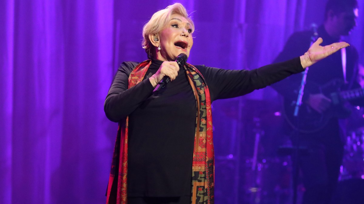 Μαρινέλλα: Όταν επέστρεψε ολόκληρο αεροπλάνο στη Ρώμη