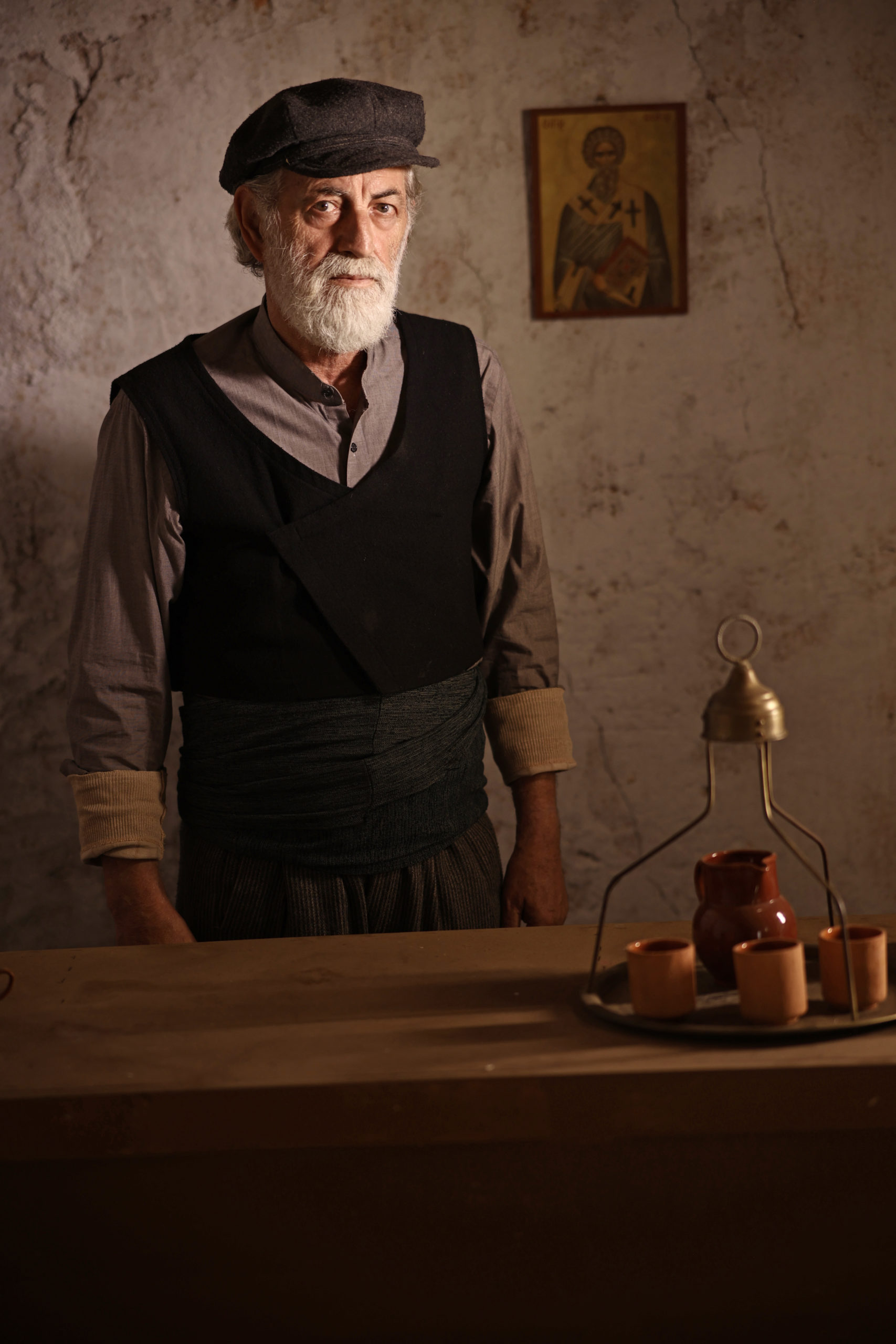 Από Ήλιο σε Ήλιο: Οι ρόλοι και οι περιλήψεις των 2 νέων επεισοδίων της σειράς εποχής της ΕΡΤ 19 Από Ήλιο σε Ήλιο: Οι ρόλοι και οι περιλήψεις των 2 νέων επεισοδίων της σειράς εποχής της ΕΡΤ