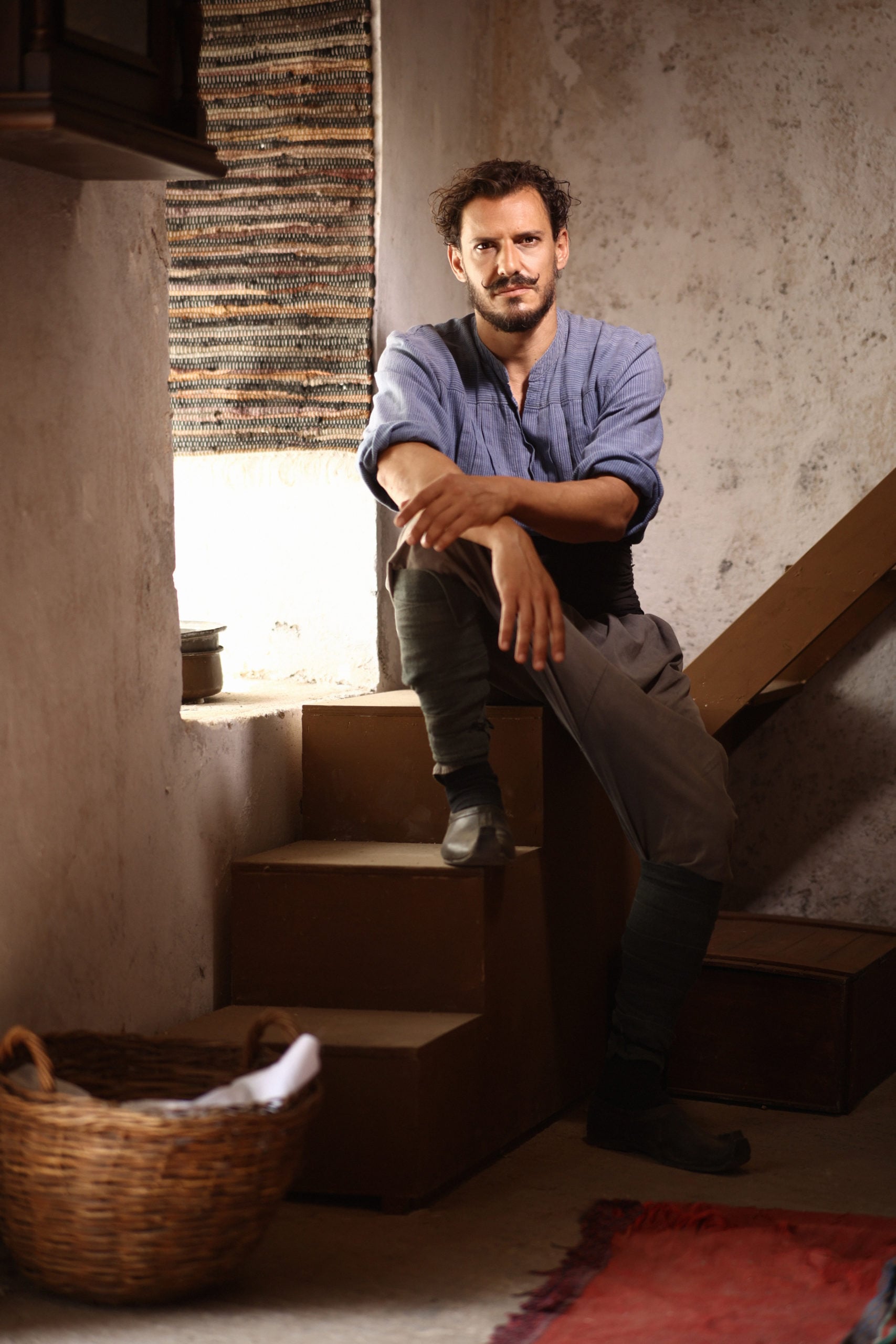 Από Ήλιο σε Ήλιο: Οι ρόλοι και οι περιλήψεις των 2 νέων επεισοδίων της σειράς εποχής της ΕΡΤ 21 Από Ήλιο σε Ήλιο: Οι ρόλοι και οι περιλήψεις των 2 νέων επεισοδίων της σειράς εποχής της ΕΡΤ