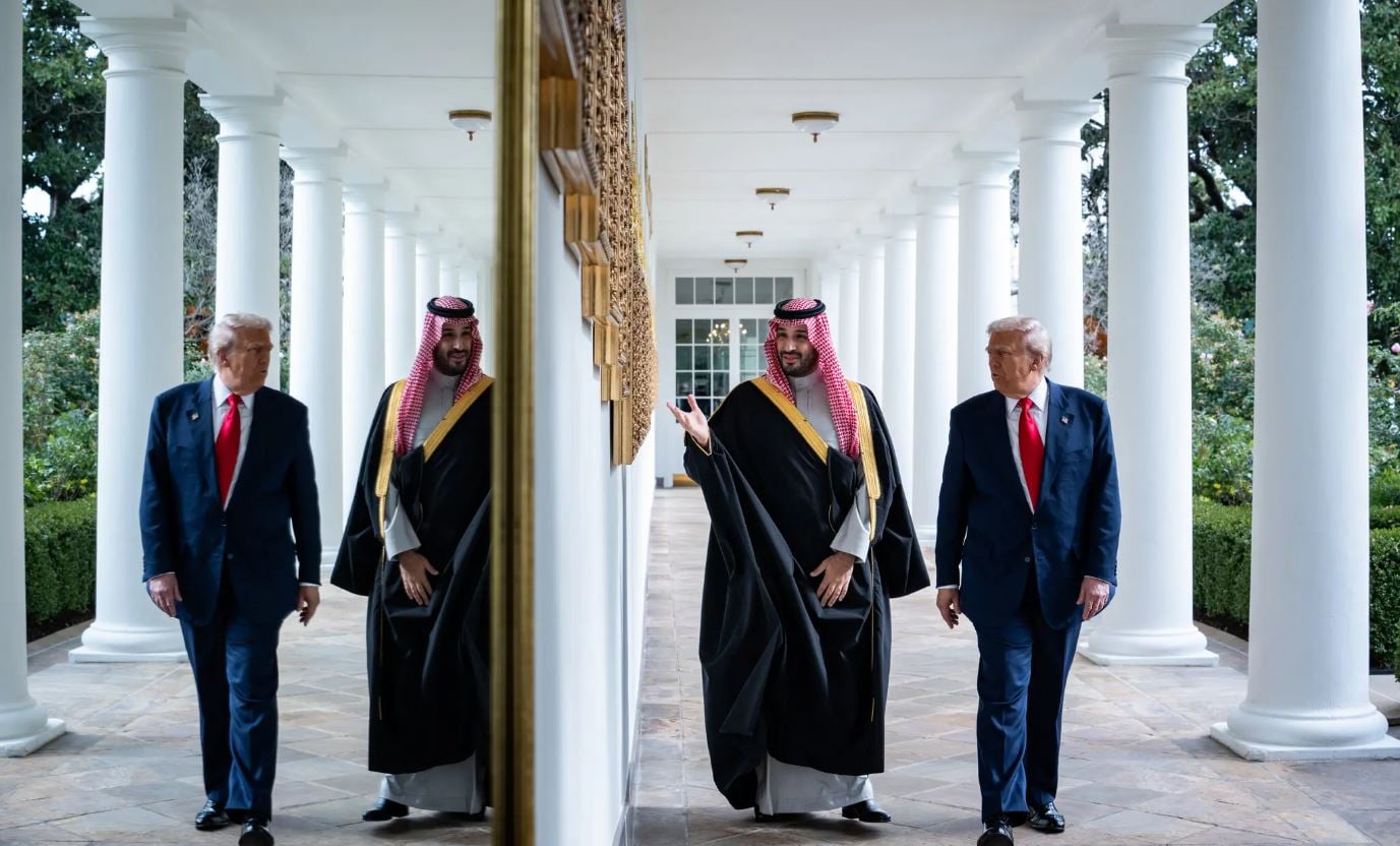 Τραμπ: Ο πρίγκιπας Μοχάμεντ μπιν Σαλμάν φέρεται να τον ωθεί να παρατείνει τη σύγκρουση στο Ιράν – «Τώρα είναι η στιγμή»