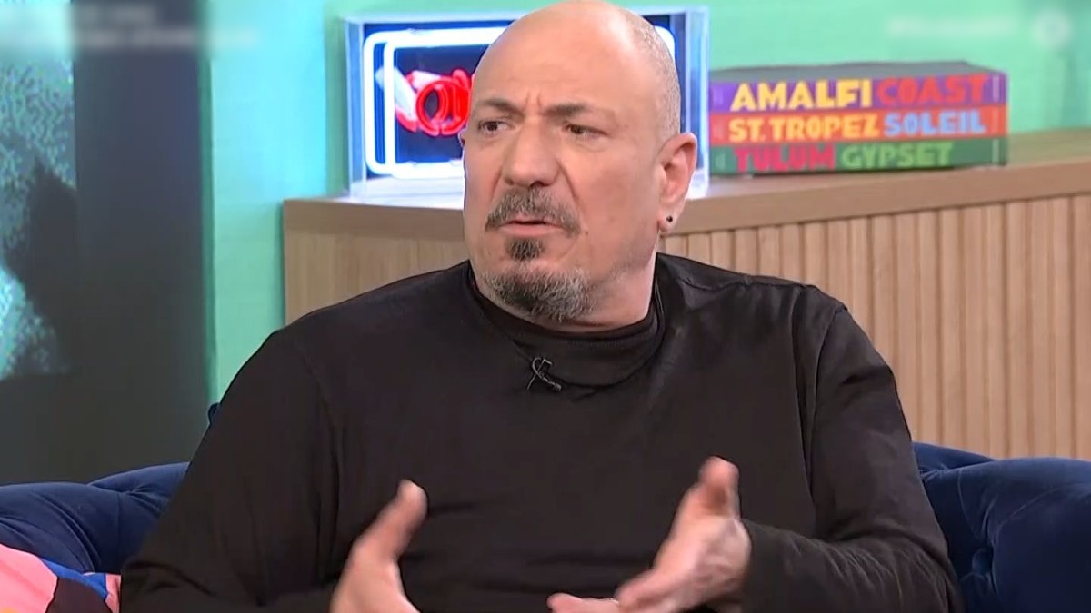 Κώστας Τερζάκης: «Ακρωτηρίασαν το πόδι της μητέρας μου για να μπει σε ορφανοτροφείο» – Η εξομολόγηση για τον «Ευλογητό»