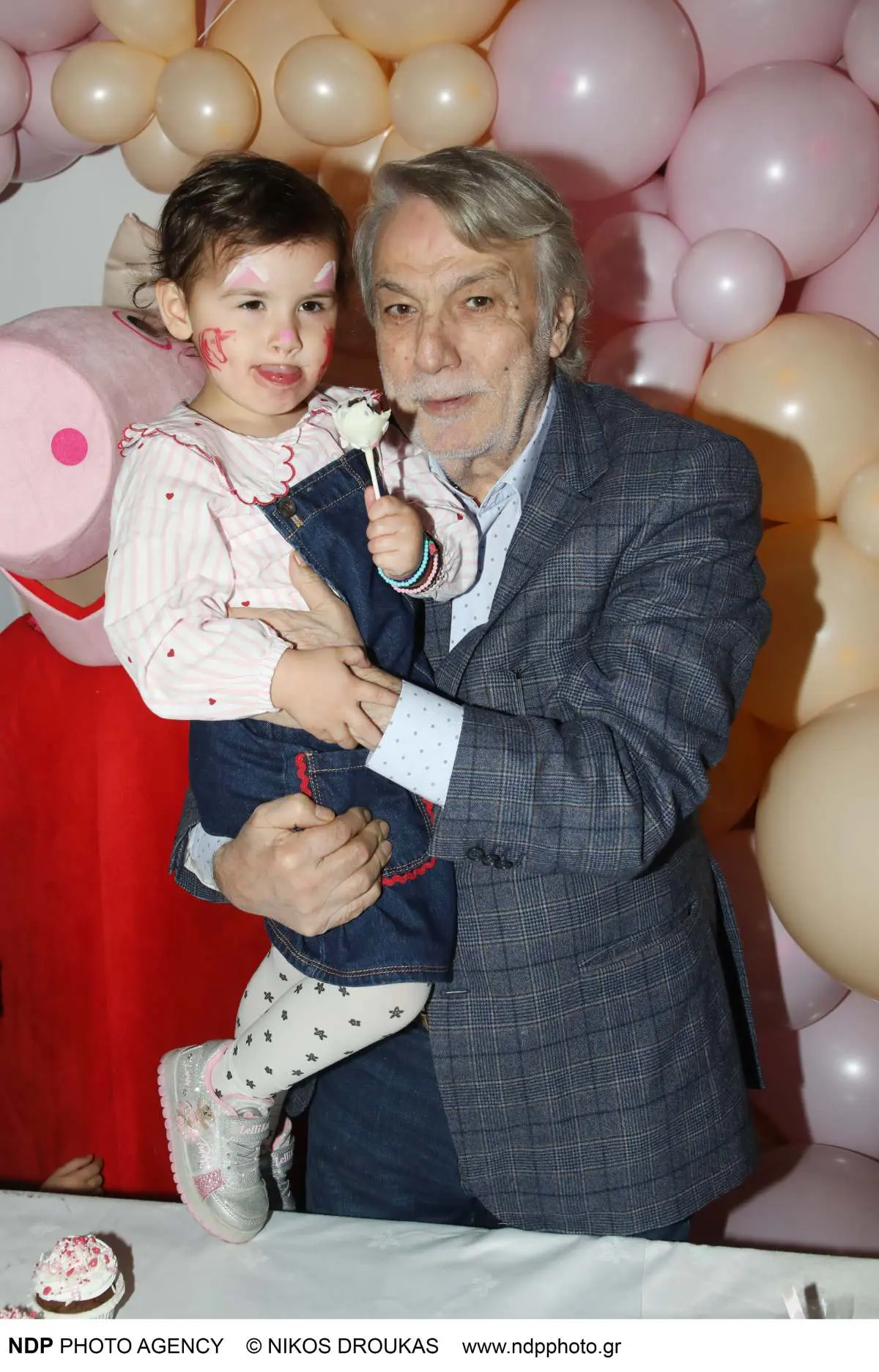 Δούκισσα Μητροπούλου, Βίκτωρας Μητρόπουλος