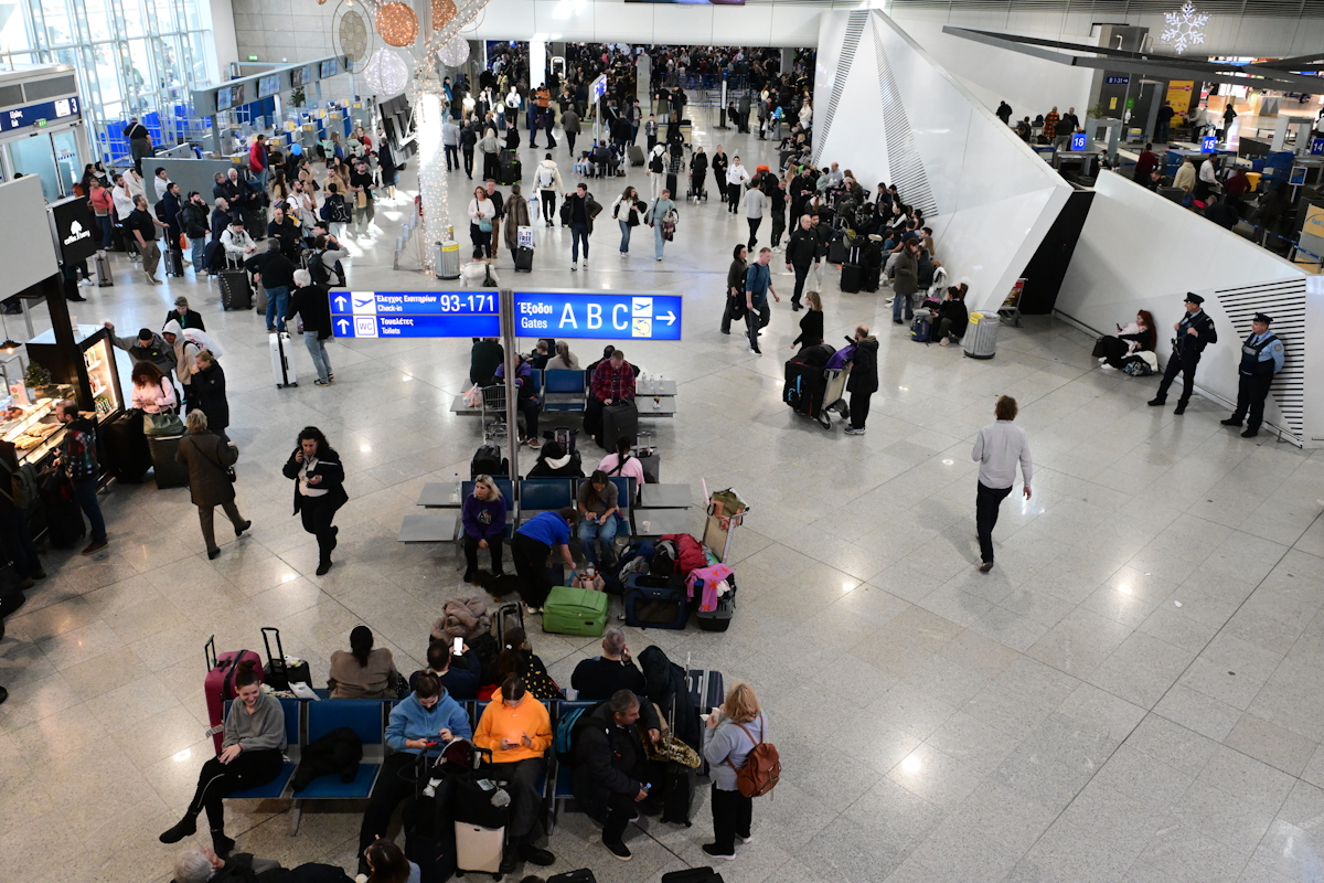 Η Sky Express αναστέλλει τις πτήσεις της από και προς Τελ Αβίβ έως τις 9 Μαρτίου