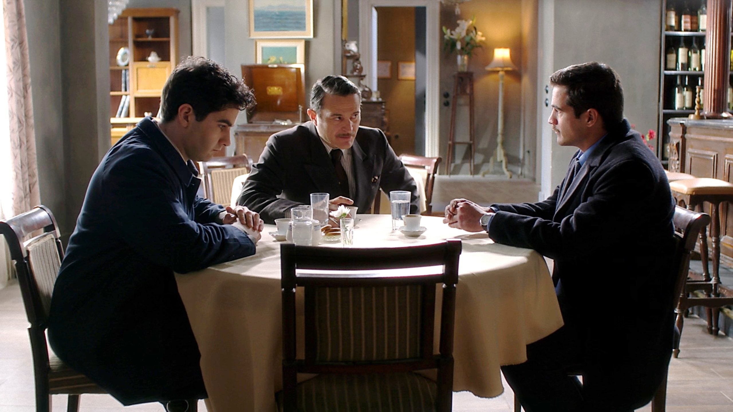 Άγιος Έρωτας: Στέφανος και Πέτρος ζητούν βοήθεια από τον Αντρέα