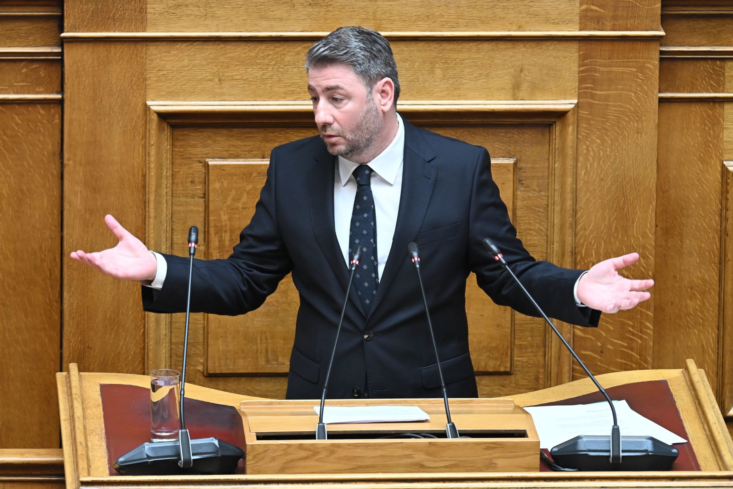 Ανδρουλάκης στη Βουλή: Καμία πολεμική επιχείρηση να μην αρχίζει από τις ελληνικές βάσεις