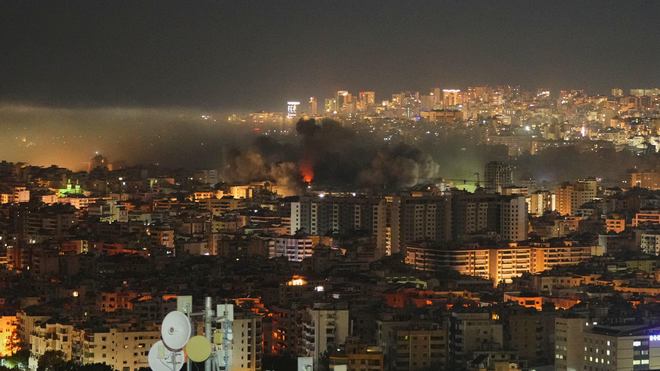 Ιράν: Πάνω από 100.000 κυβερνητικά κτίρια έχουν καταστραφεί ή υποστεί φθορές στον πόλεμο