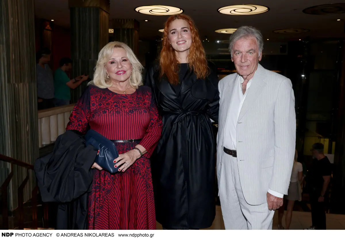 Η Μπέσσυ Αργυράκη και ο Λευτέρης Νικόλιζας με την κόρη τους