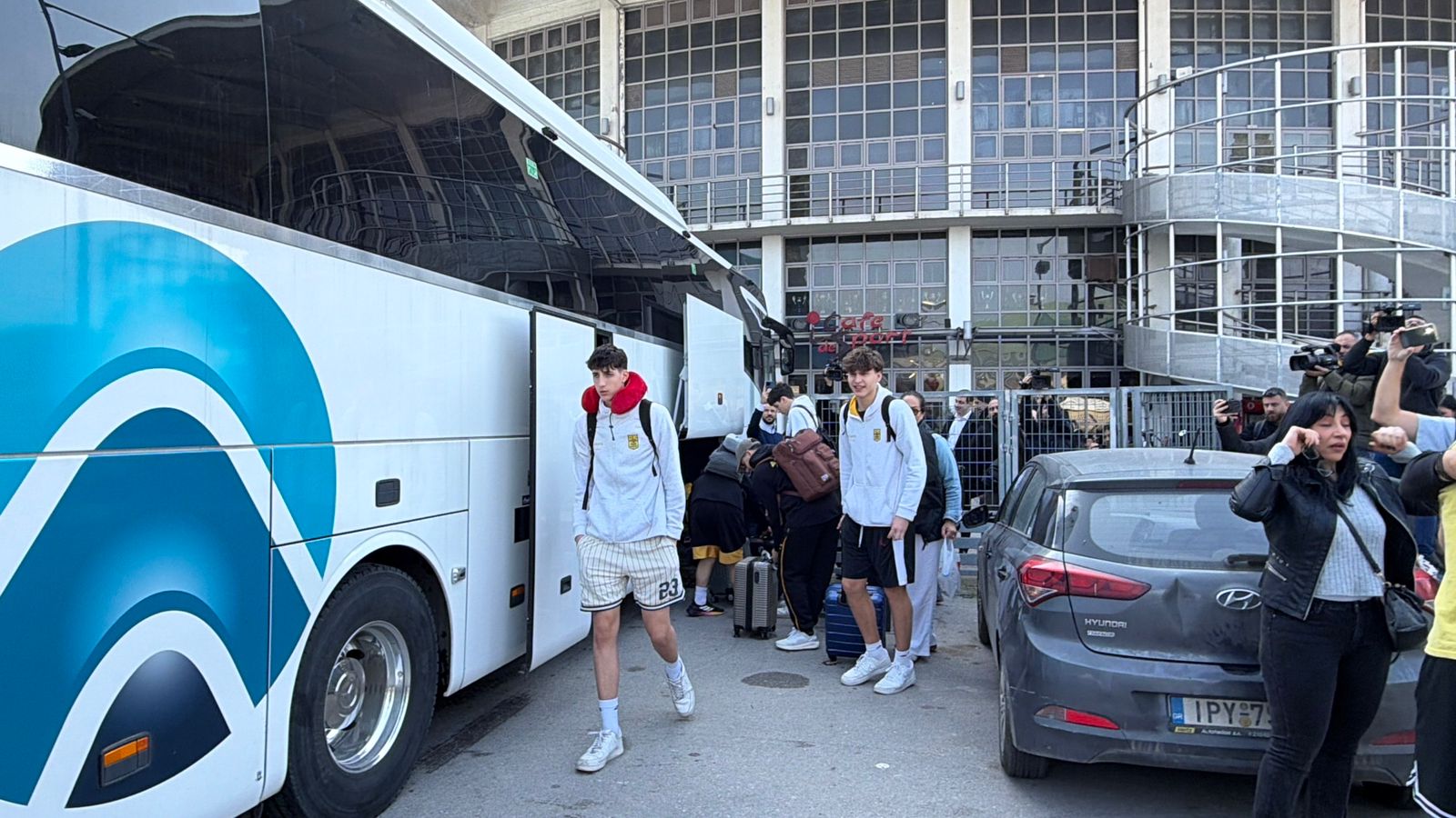 Η Κ18 του Άρη Betsson υποδέχθηκε στη Θεσσαλονίκη με συγκίνηση και επευφημίες