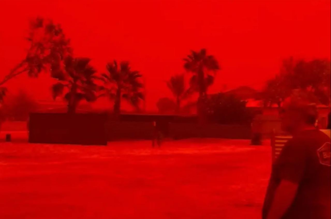 Αυστραλία: Ο ουρανός βάφτηκε κόκκινος καθώς ο κυκλώνας Ναρέλε έπληξε πολλές περιοχές – Δείτε βίντεο