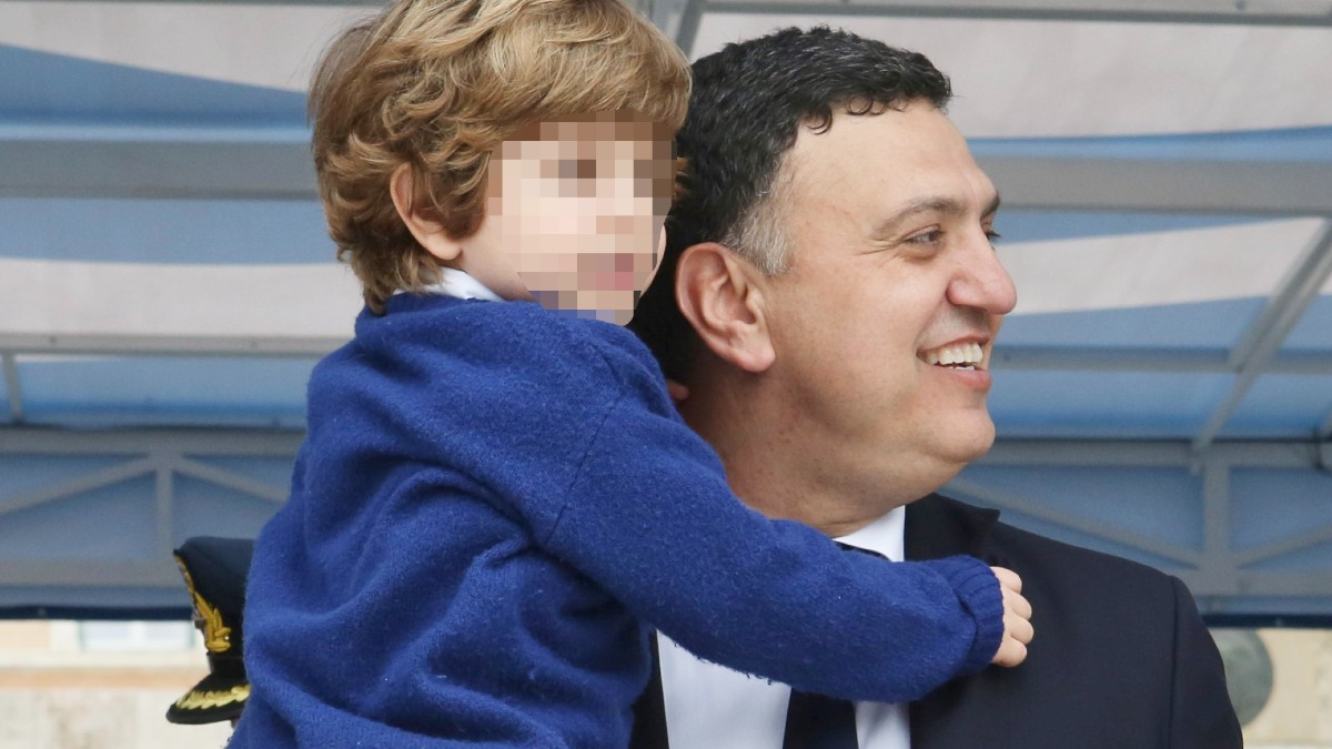 Βασίλης Κικίλιας: Πρώτη φορά παρακολούθησε την ΑΕΚ με τον γιο του – «Χαρά και συγκίνηση» (Βίντεο)