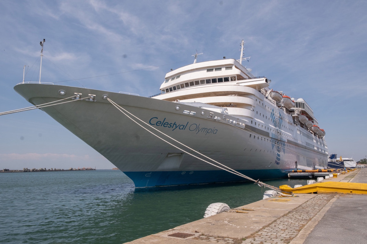 Η Celestyal Cruises ματαιώνει όλες τις κρουαζιέρες Απριλίου – Δύο πλοία παγιδευμένα στον Περσικό Κόλπο