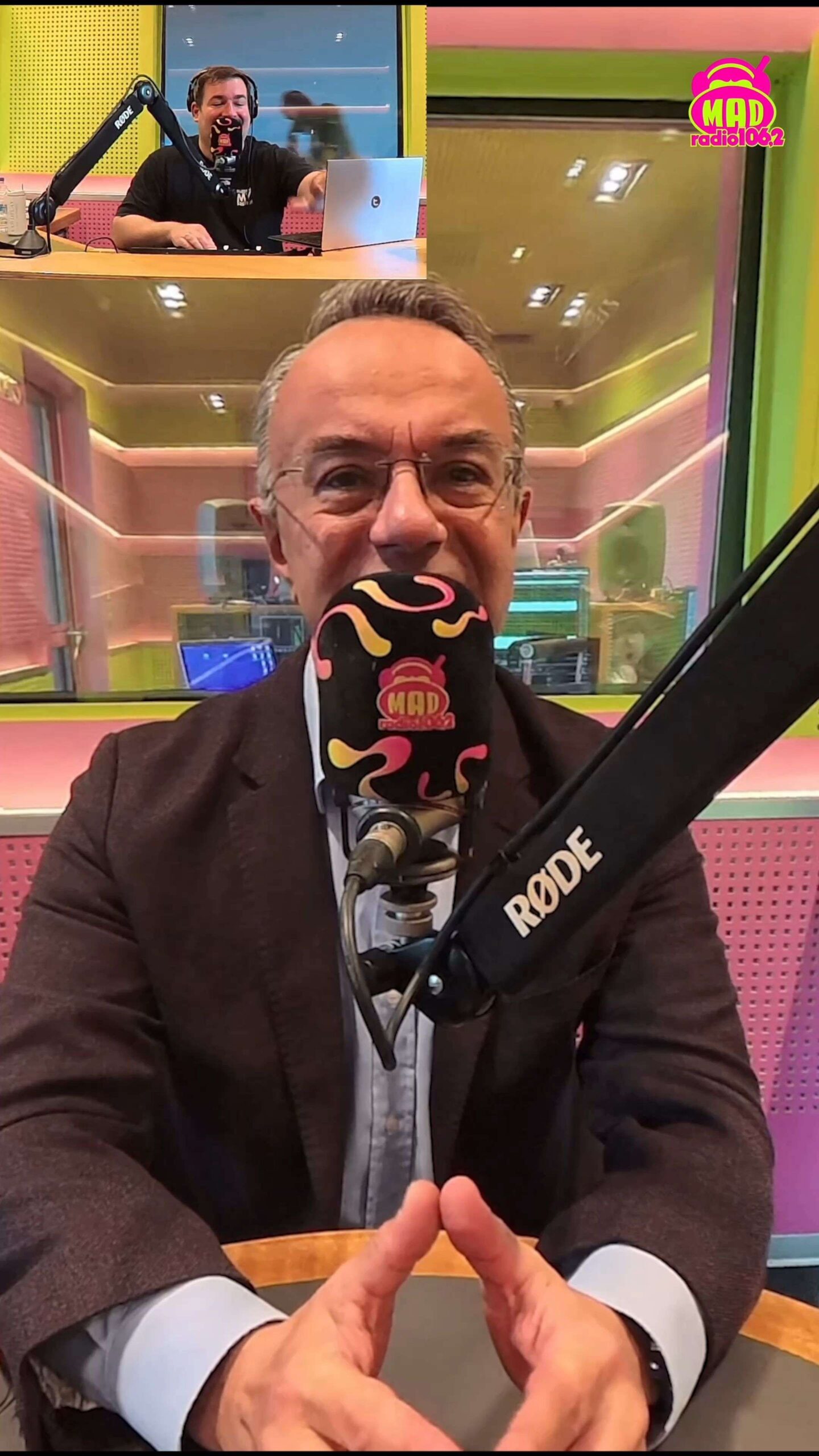 Home 81 Χρήστος Σταϊκούρας. Τι ακούει, που πάει, τι τρώει και το soundtrack της ζωης του!