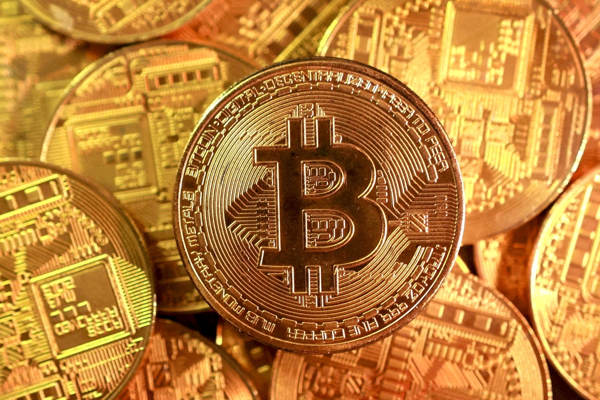 Σπείρα εξαπατούσε πολίτες με επενδύσεις σε κρυπτονομίσματα – Πάνω από 14,5 εκατομμύρια ευρώ τα παράνομα έσοδα της