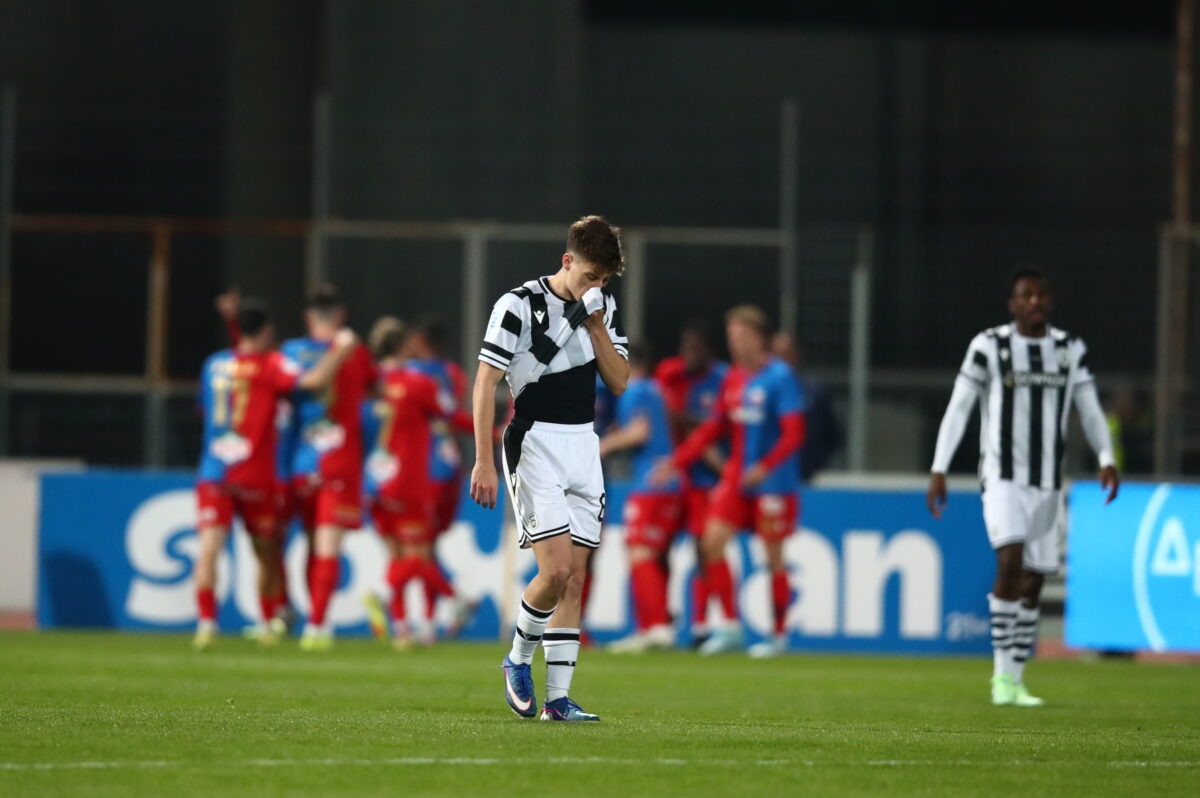 Βόλος – ΠΑΟΚ 2-1: Ανατροπή στις καθυστερήσεις και οι Θεσσαλονικείς στο «καναβάτσο»