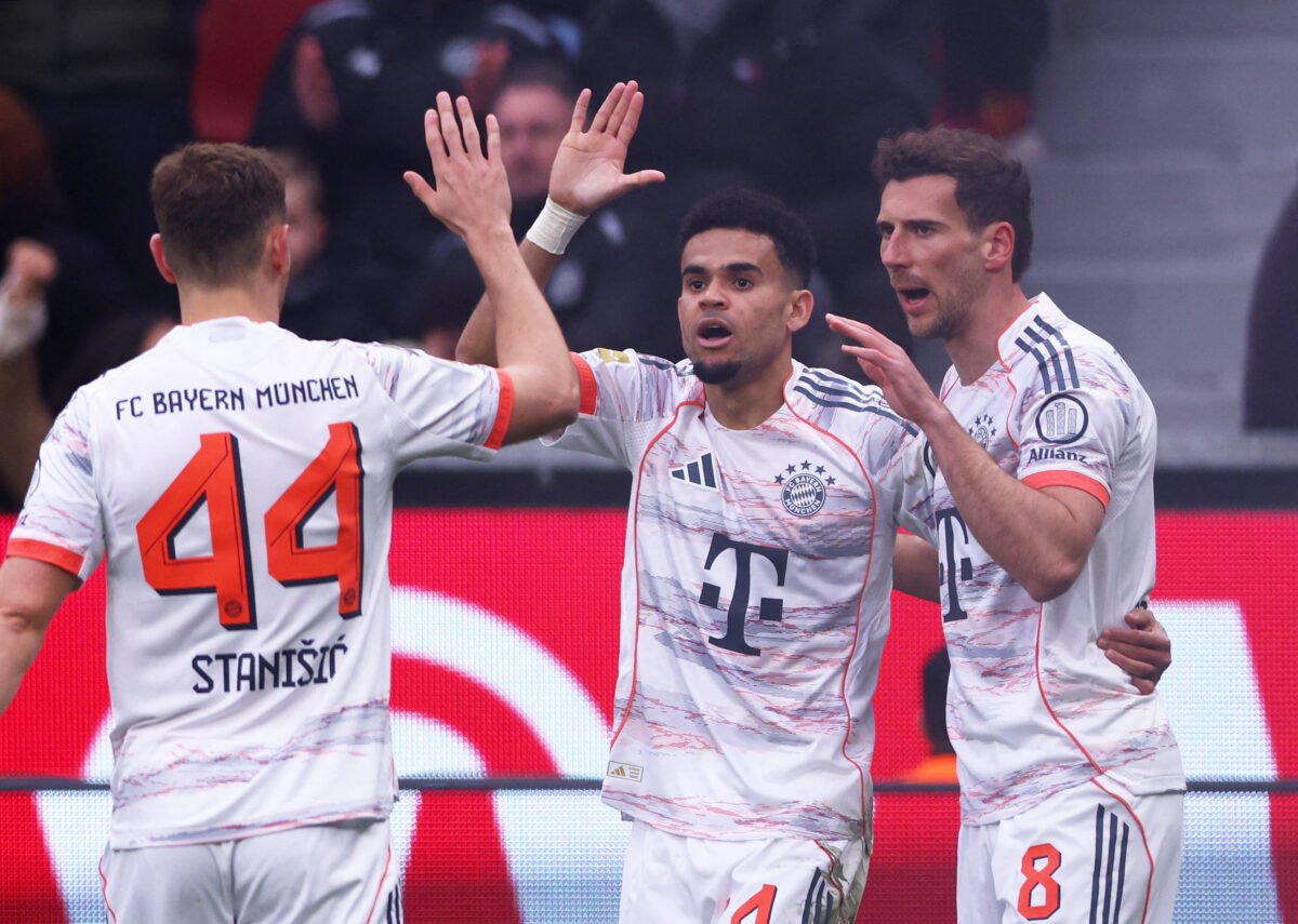 Bundesliga: Ο Ντίας «κράτησε» το βαθμό για την 9μελή Μπάγερν Μονάχου – Μείωσε τη διαφορά η Ντόρτμουντ