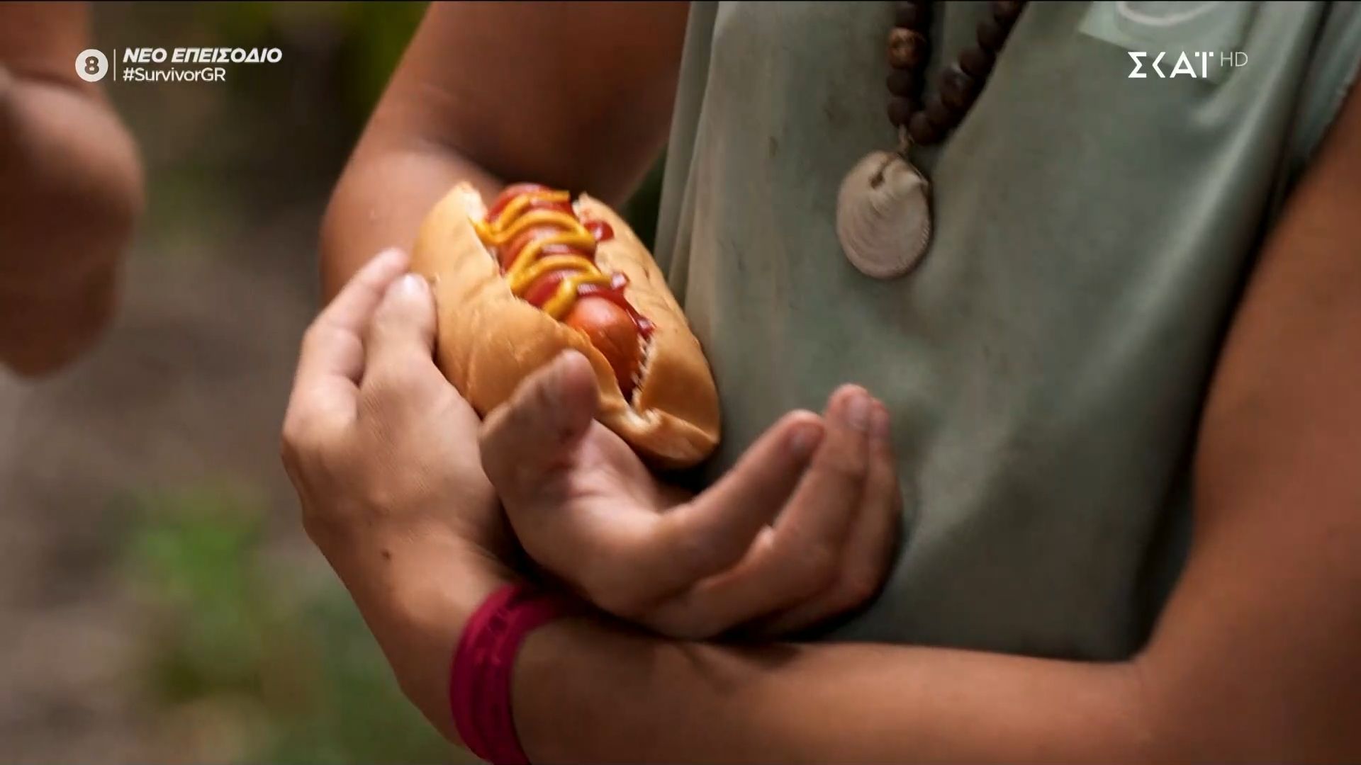 Home 83 Διχασμός στους Αθηναίους – Επέλεξαν πέτρα ασυλίας αντί για hot dog; – Στο επίκεντρο η Μαντίσα!