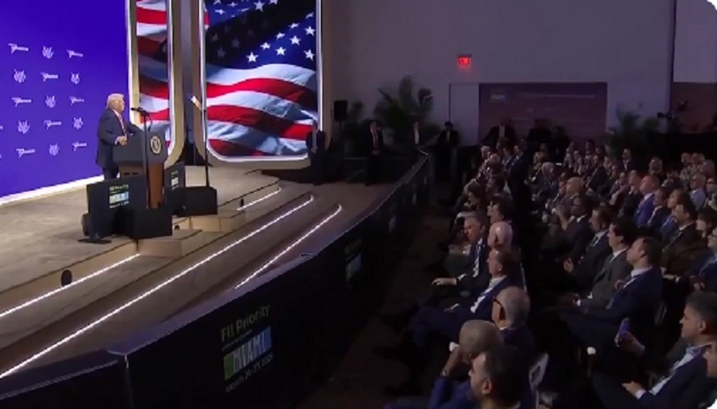 Ο Ντόναλντ Τραμπ υποστηρίζει ότι ενδέχεται να σταματήσουν τη βοήθεια σε χώρες του NATO και έκανε γκάφα με τα Στενά του Ορμούζ (Βίντεο)