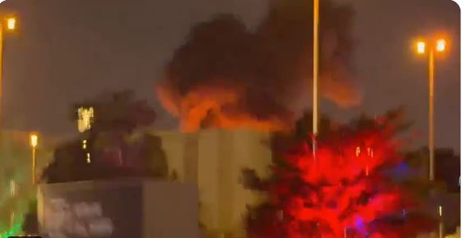 BINTEO: Η στιγμή που ιρανικό drone πλήττει το αμερικανικό προξενείο στο Ντουμπάι