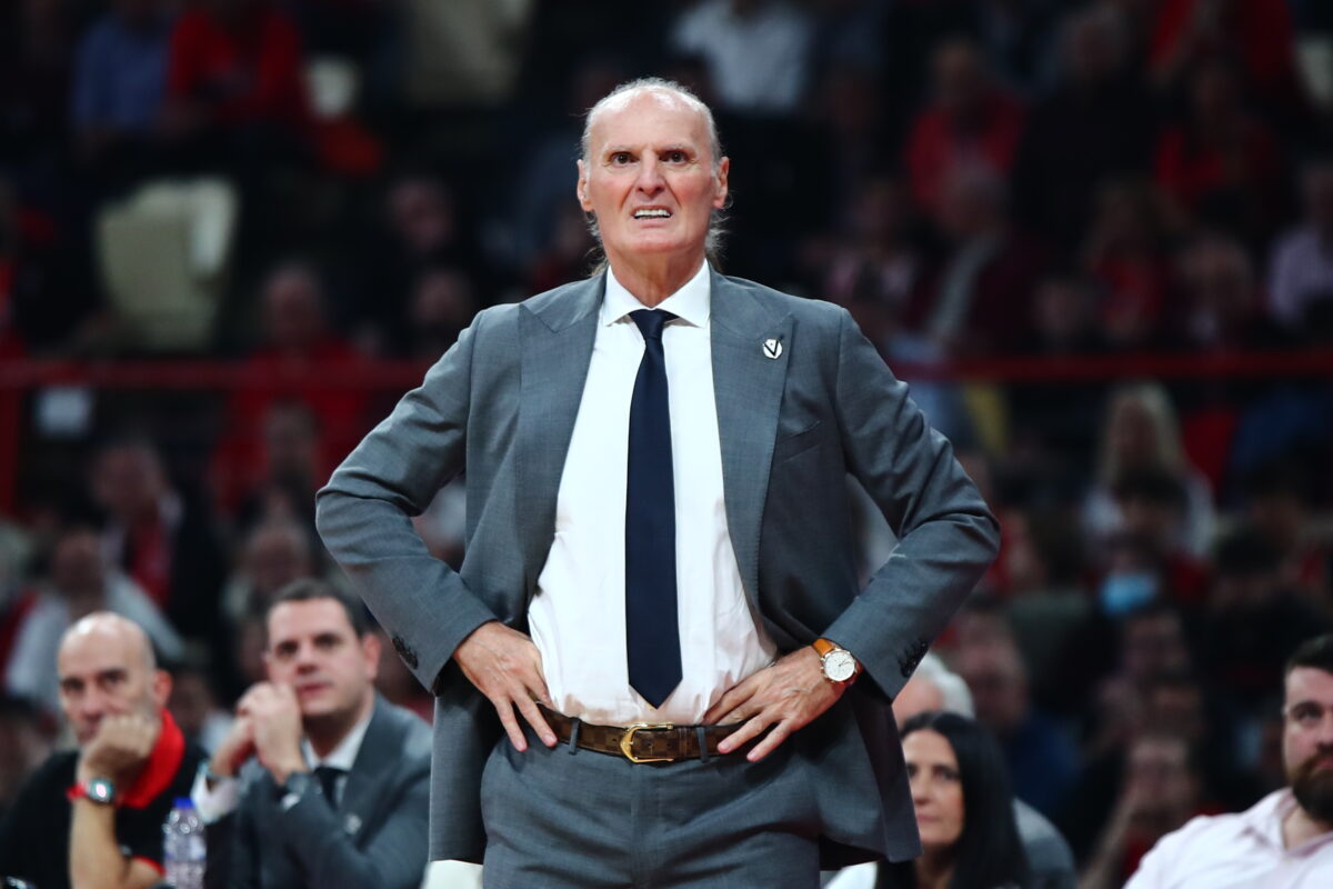 Βίρτους Μπολόνια: Αποχωρεί ο Ντούσκο Ιβάνοβιτς από την προπονητική θέση