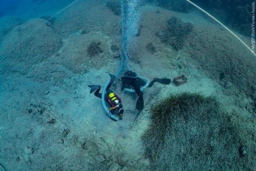 Νέο εύρημα στο ναυάγιο του πλοίου του Έλγιν στα Κύθηρα: Βρέθηκε θραύσμα πιθανόν από τον γλυπτό διάκοσμο του Παρθενώνα
