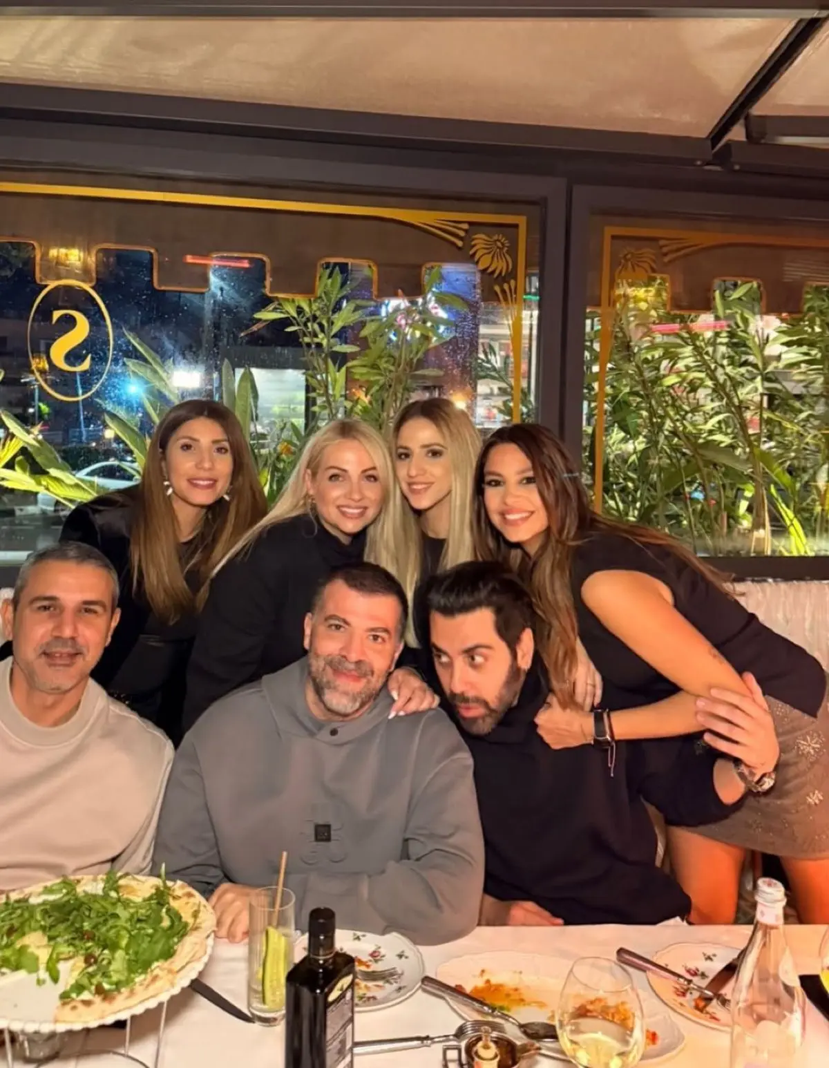 Επέτειος για την Κωνσταντίνα Ευριπίδου – Οι συγκινητικές στιγμές με τον Μιχόπουλου 18 Γενέθλια για την Κωνσταντίνα Ευριπίδου - Οι τρυφερές φωτογραφίες με τον Μιχόπουλου