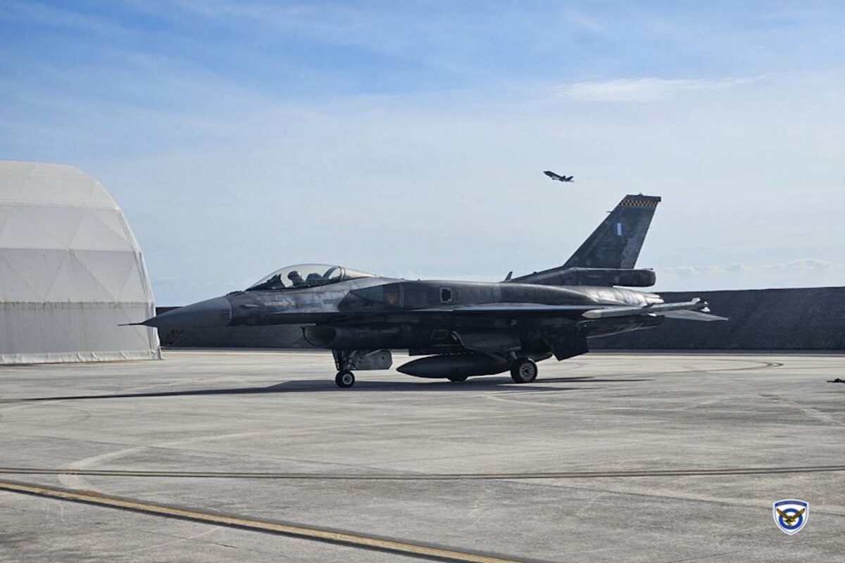 Τέσσερα ελληνικά F-16 προσγειώθηκαν στην Κύπρο εν αναμονή των φρεγατών «Κίμων» και «Ψαρά»