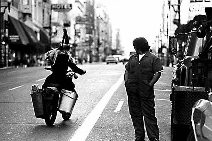 Οι μηχανόβιες του χθες: Οι γυναίκες που «κατέκτησαν» τις μοτοσικλέτες όπως οι άνδρες (φωτό) 43 ffrtwmn07