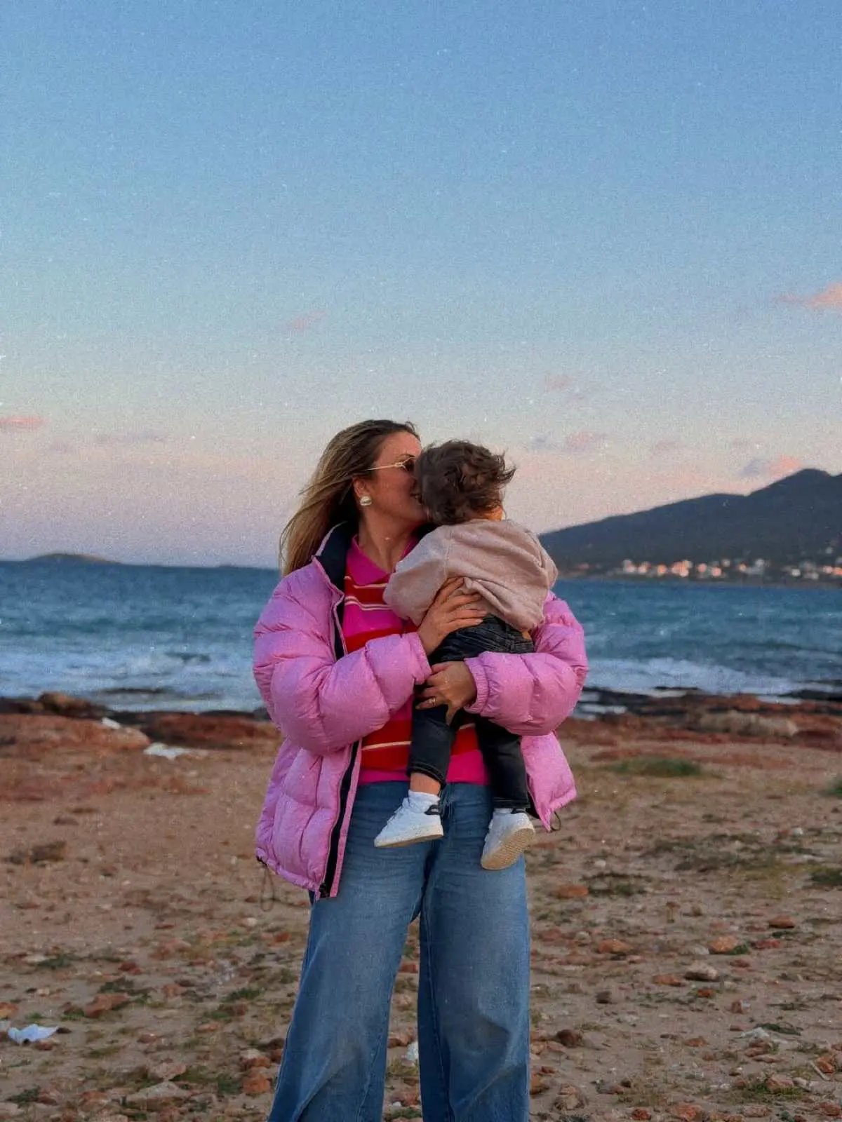 Η Φωτεινή Πετρογιάννη συγκινεί: «Πριν 2 χρόνια τέτοια μέρα ανακάλυψα την εγκυμοσύνη μου» (Φωτογραφίες) 10 Φωτεινή Πετρογιάννη