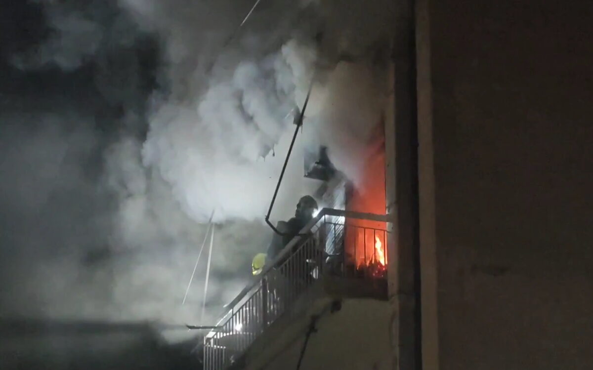 Home 70 Ταύρος: Πυρκαγιά σε διαμέρισμα, 50χρονος βρέθηκε αναίσθητος