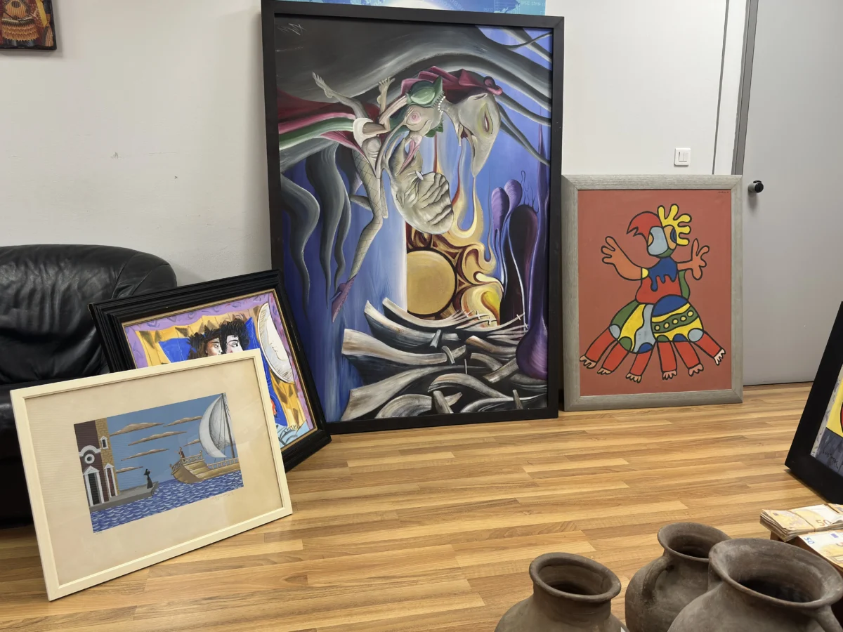 Γιώργος Τσαγκαράκης: Η ανώνυμη αναφορά που ξεκίνησε την έρευνα για τα ψεύτικα έργα τέχνης του γκαλερίστα στο Κολωνάκι – Δείτε φωτογραφίες