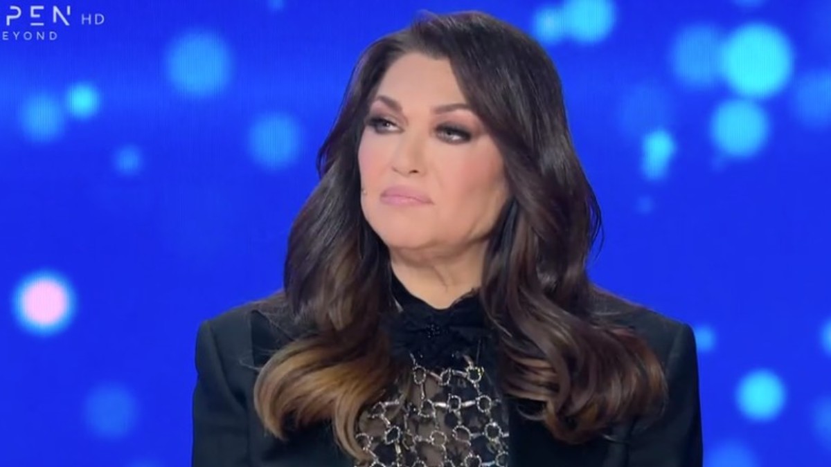 J2US: Ξεσπά η Γαρμπή – «Παίξτε το σαν ερωτευμένοι, το τραγουδάω με τον Διονύση και λιώνουμε»