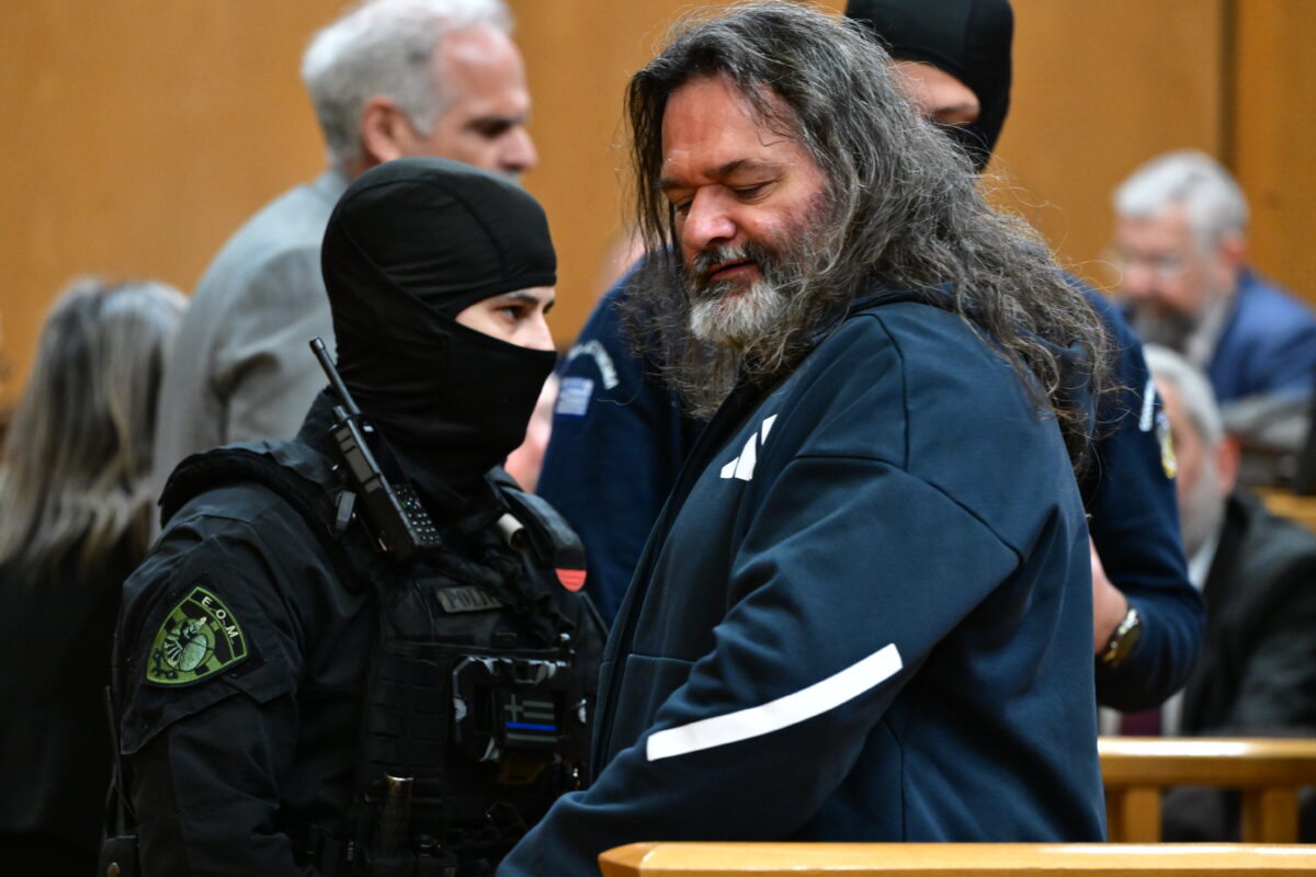 Χρυσή Αυγή: Κανένα ελαφρυντικό στους καταδικασμένους διευθυντές της εγκληματικής οργάνωσης – Ποιοι φλερτάρουν με τη φυλακή