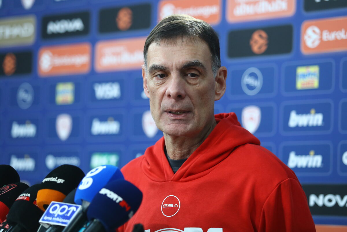 Μπαρτζώκας: Με ενοχλεί όταν ώριμοι θεατές έρχονται στο γήπεδο και βρίζουν, πιστεύοντας ότι συμβάλλουν