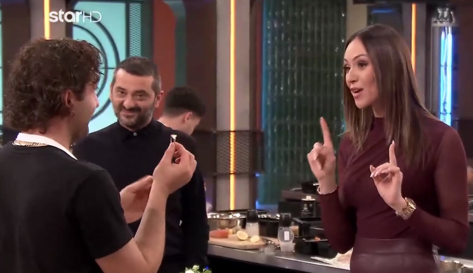 MasterChef: Τα καλύτερα γενέθλια για τον Γιώργο, καθώς…. έδωσε δώρο στη Δώρα Παντέλη – Δείτε την αντίδραση της για το δαχτυλίδι