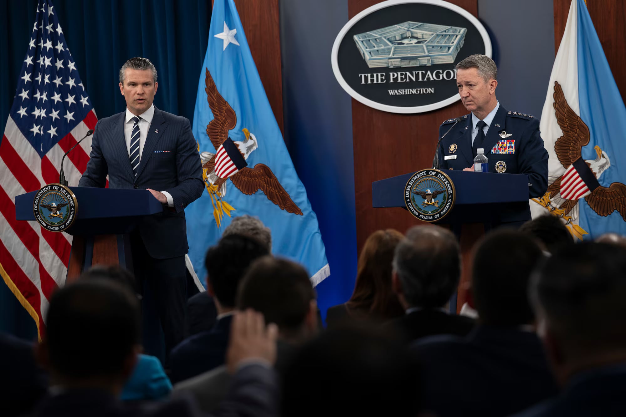 Πεντάγωνο: Ημέρα έντονων βομβαρδισμών κατά του Ιράν – Πάνω από 5.000 επιθέσεις μέχρι τώρα