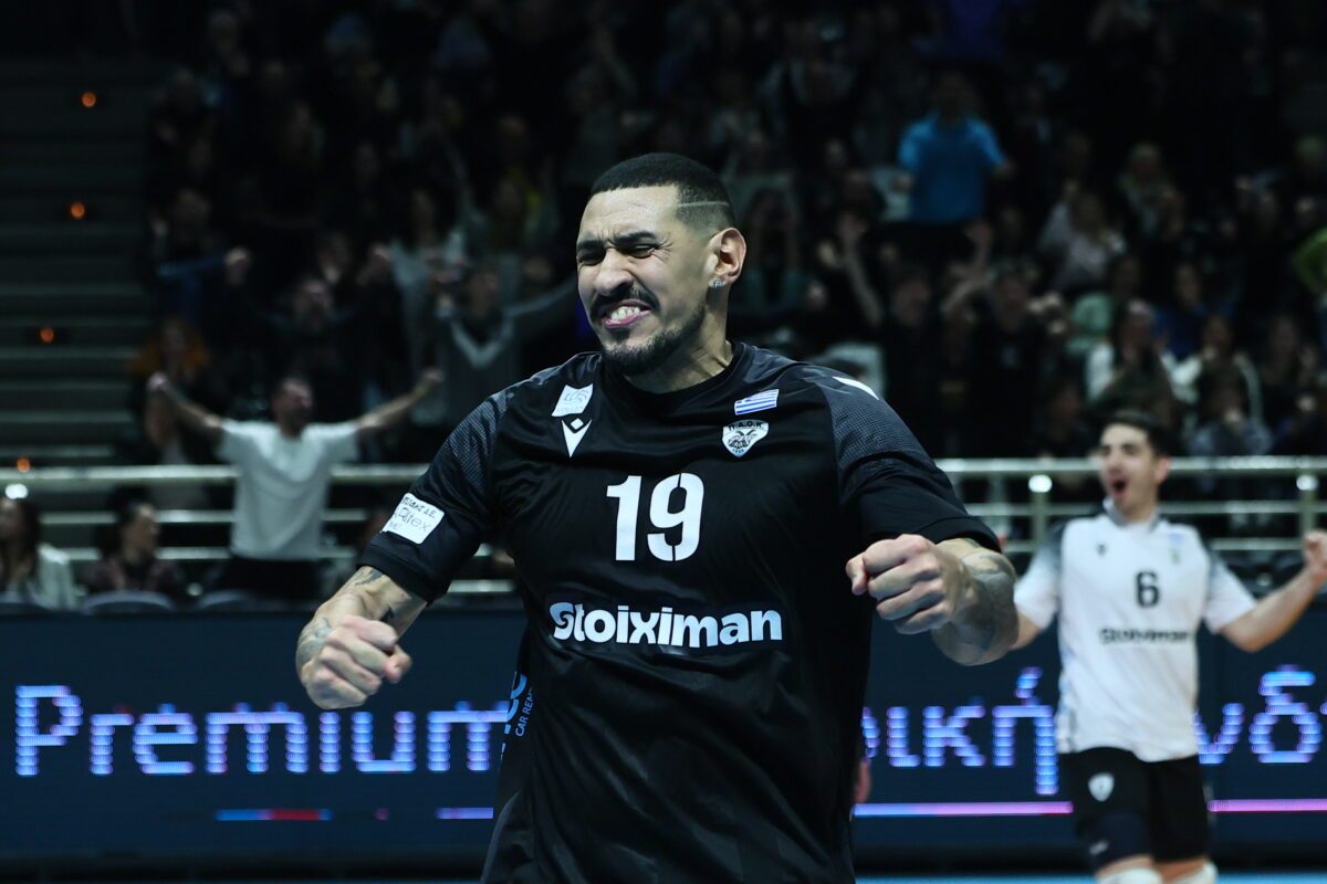 ΠΑΟΚ – Ολυμπιακός 3-2: Ο «δικέφαλος» κατέκτησε το θρίλερ και εξασφάλισε το ντέρμπι των «αιωνίων» στα ημιτελικά της Volley League