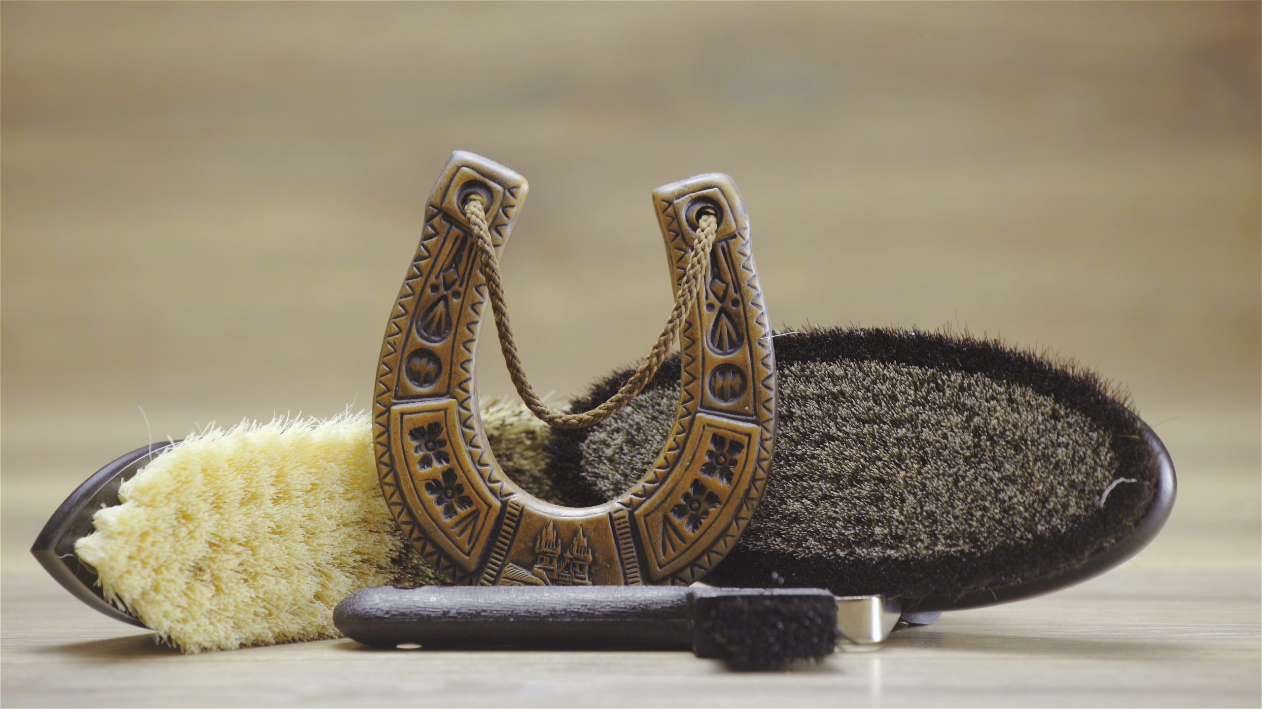 Τα σημάδια που οι παλιοί θεωρούν τυχερά – Παραδόσεις και δοξασίες που κληρονομήθηκαν από γενιά σε γενιά