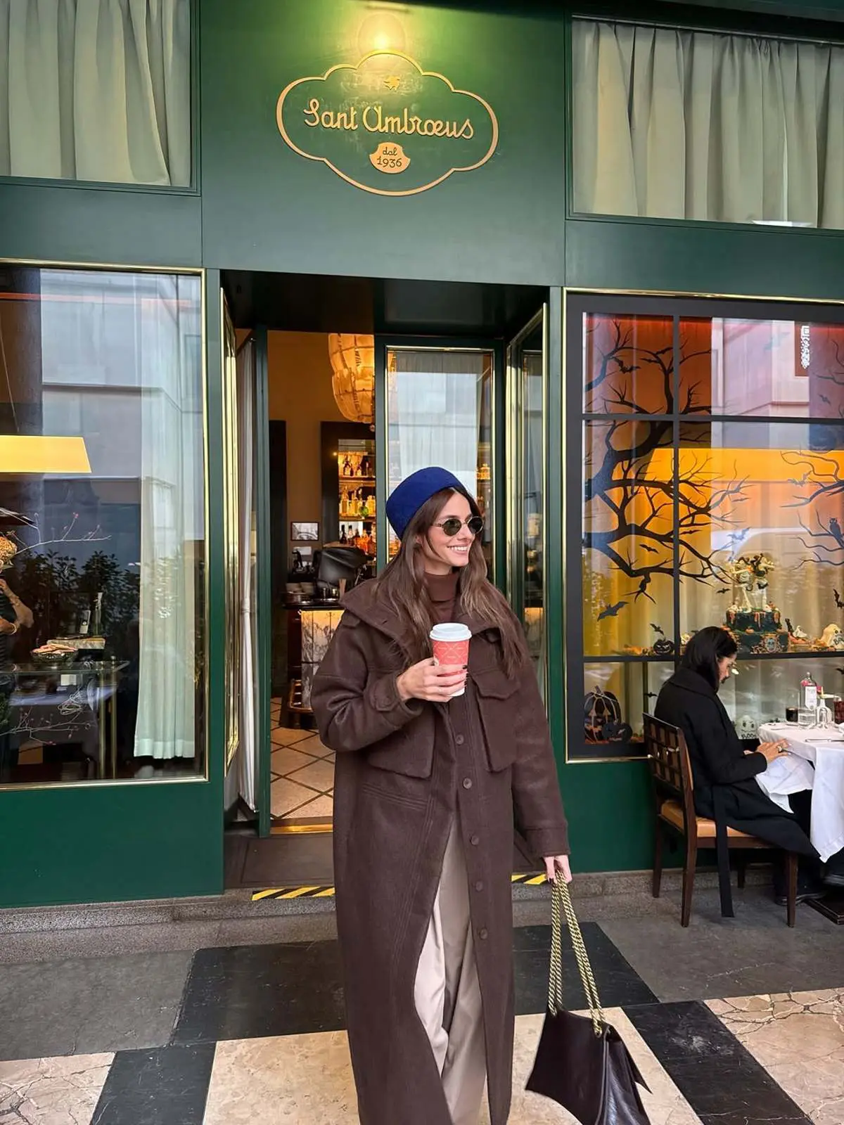 Η Ηλιάνα Παπαγεωργίου στο Παρίσι