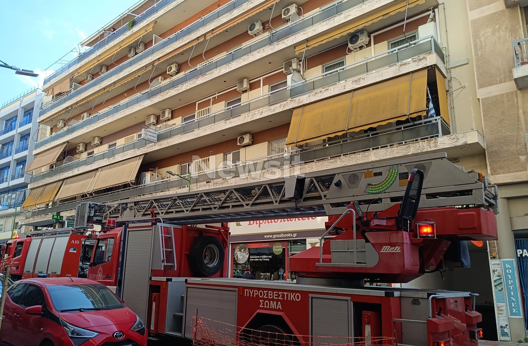 Κλιμακοφόρο όχημα