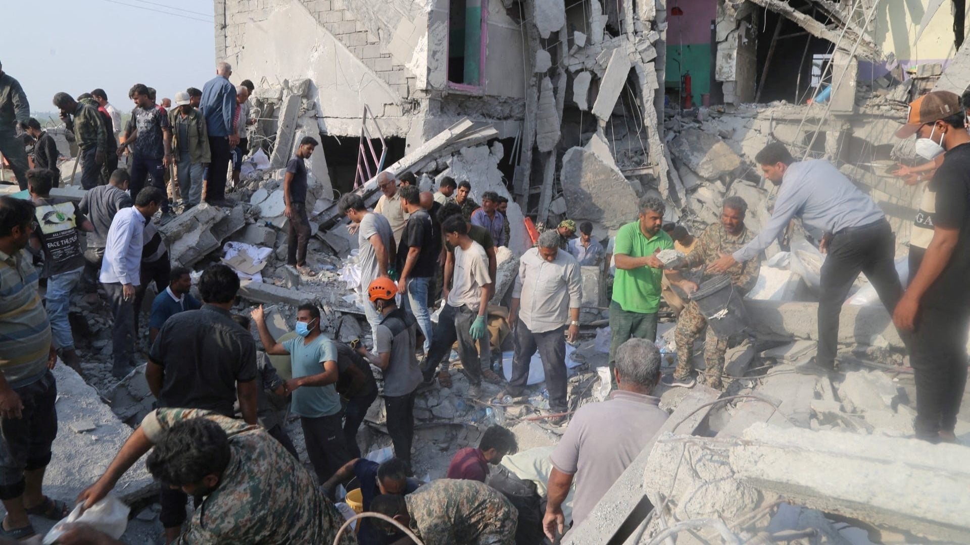 Ντόναλντ Τραμπ: Επιρρίπτει ευθύνες στο Ιράν για την αιματηρή επίθεση σε σχολείο στο νότιο Ιράν