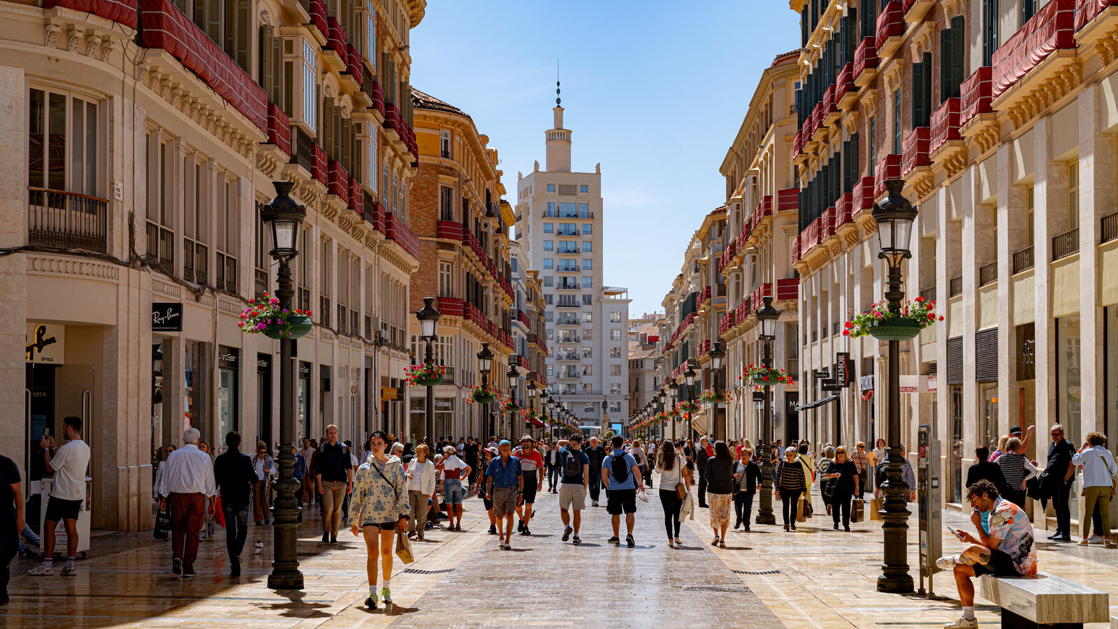 Αυξημένη ζήτηση για το Πάσχα στην Ισπανία – Οι γεωπολιτικές αλλαγές μεταμορφώνουν τον τουριστικό χάρτη