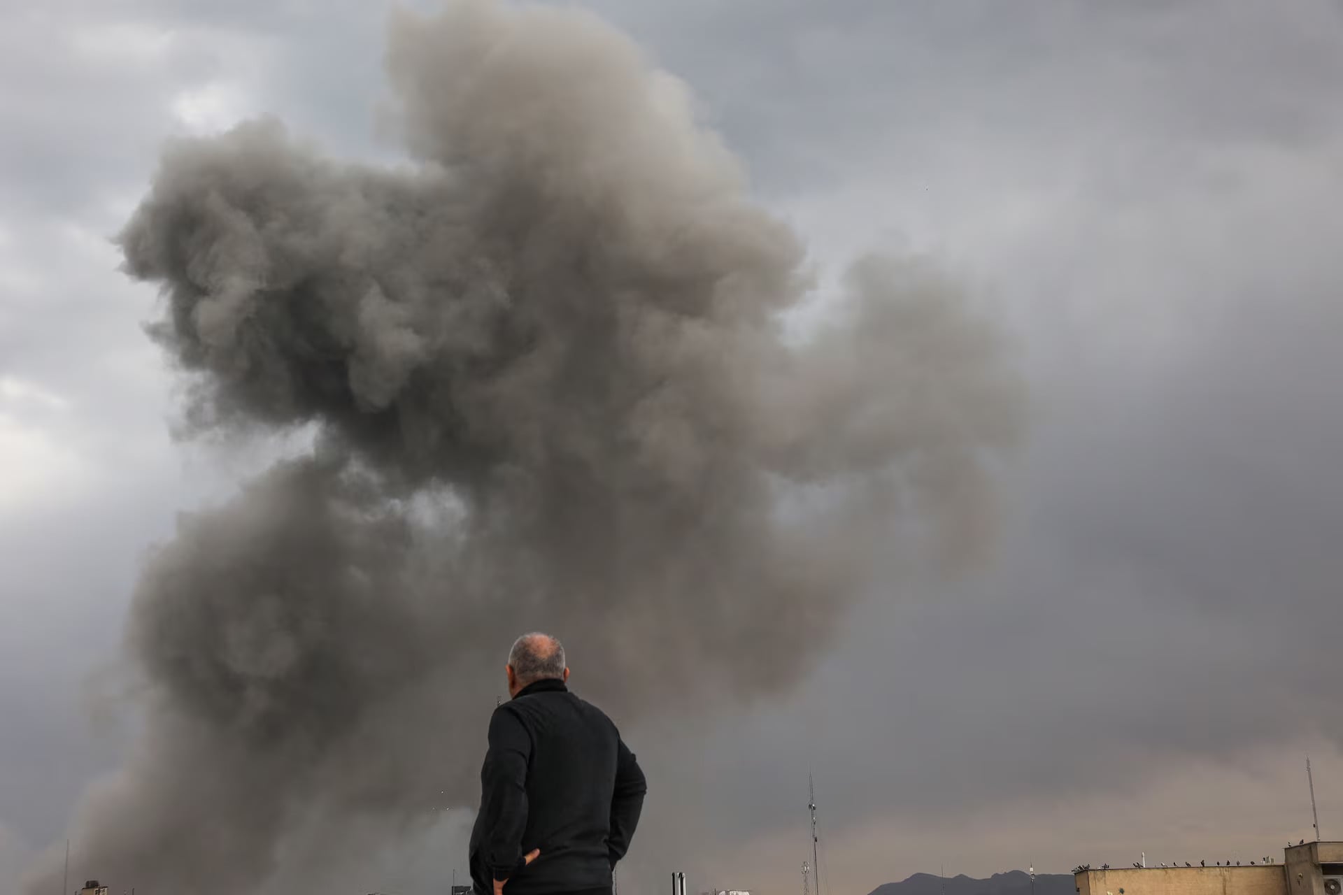 Ιράν: Επίθεση με drones στο αεροδρόμιο Μπεν Γκουριόν – Στόχος στρατιωτικές εγκαταστάσεις και δεξαμενές καυσίμων
