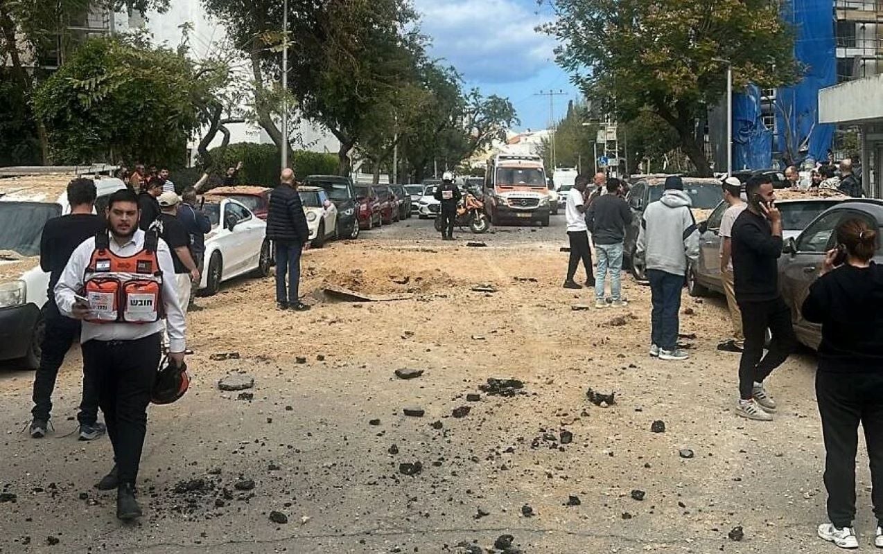 Ισραήλ: Ένας νεκρός και δύο σοβαρά τραυματίες από τη νέα πυραυλική επίθεση του Ιράν