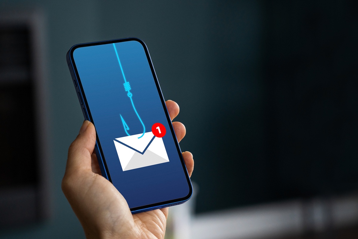 Καταιγισμός παραπλανητικών SMS phishing για «ανείσπρακτα» πρόστιμα – Πώς να προφυλαχθείτε και τι να προσέξετε