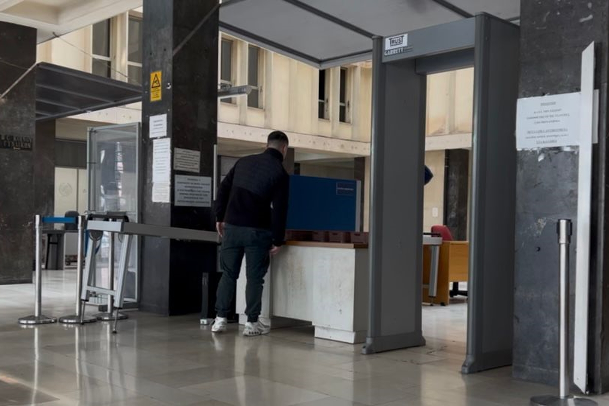 Καλαμαριά: Στον ανακριτή σήμερα ο φίλος του 20χρονου – Αναζητείται ακόμη ο δεύτερος νεαρός που ήταν παρών στη δολοφονία