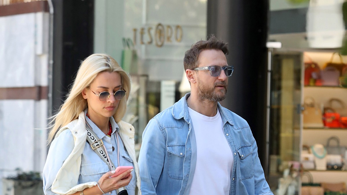 Home 64 Καραφώτης: Βόλτα με τη νεογέννητη κόρη του – Το τρυφερό μήνυμά του (Φωτογραφία)