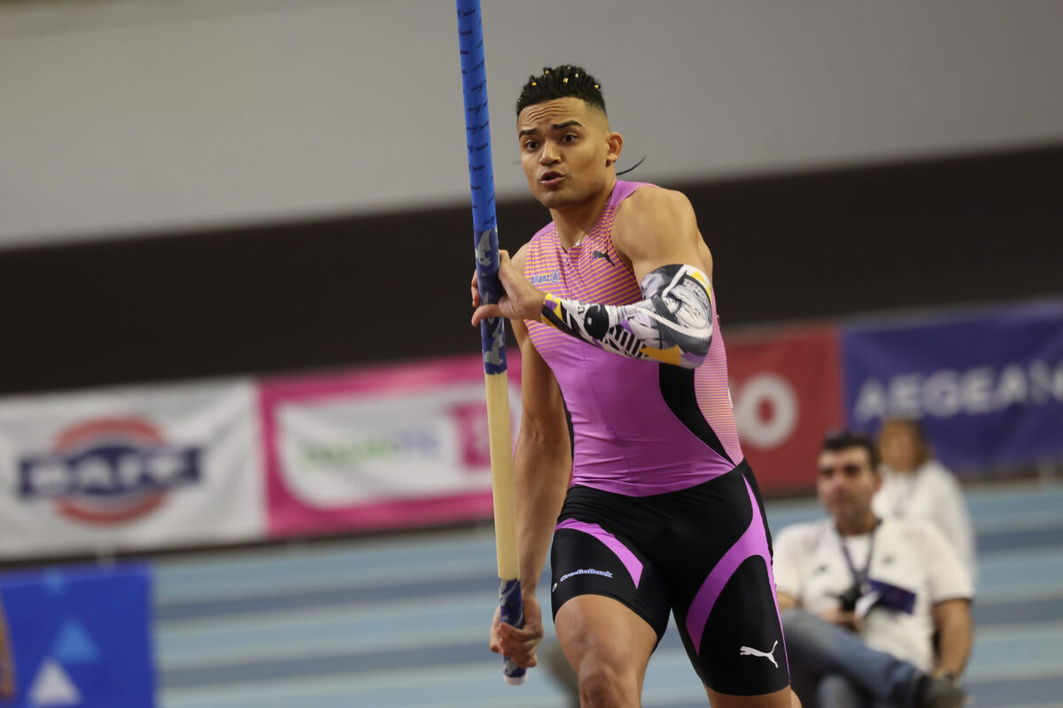 Εμμανουήλ Καραλής live η «μάχη» του άλματος επί κοντώ στο παγκόσμιο πρωτάθλημα κλειστού στίβου