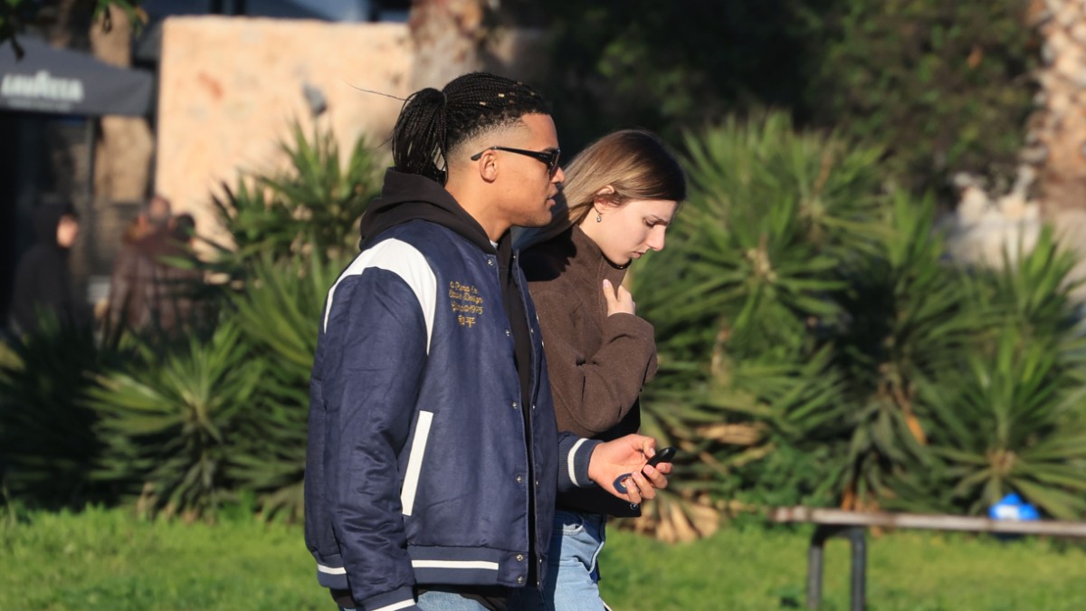 Εμμανουήλ Καραλής: Αποκλειστική εμφάνιση με την αγαπημένη του, Αναστασία Μαγαλιού (Φωτογραφίες)